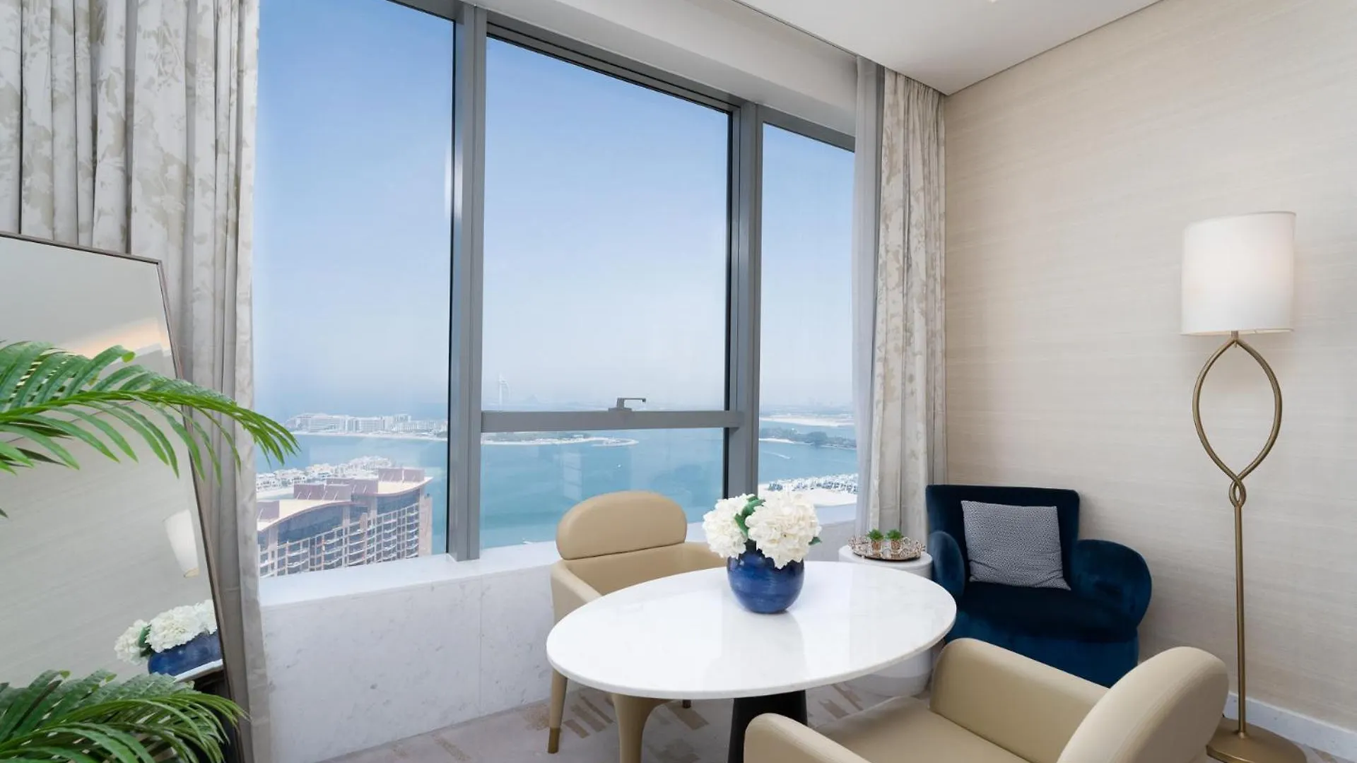 Apartment Nasma Luxury Stays - Sea-View Studio In Palm Tower With Full Amenities Dubai